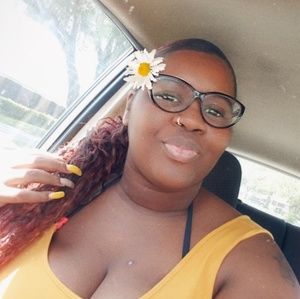 Meet your Posher, Alyse